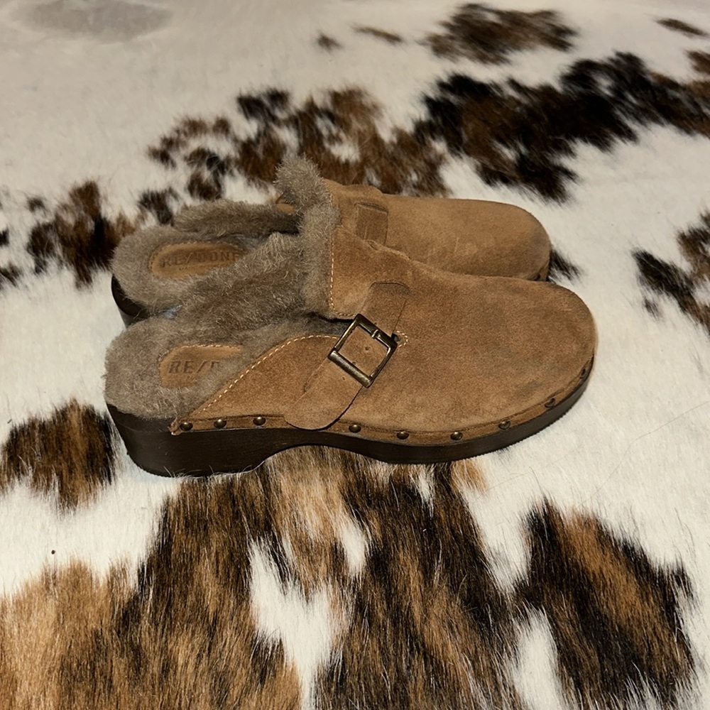 RE/DONE Cottagecore Brown Suede Clogs - Picture 5 of 8